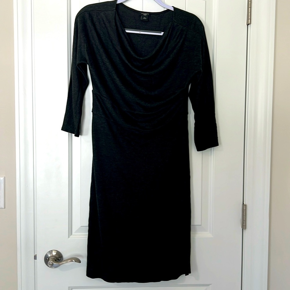Ann Taylor dark gray to almost black 6P side zip dress, office siren